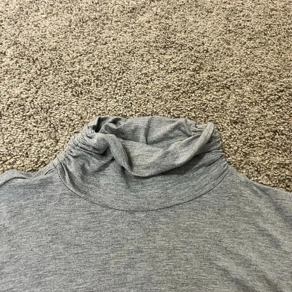 Soft Surroundings Top Womens Mock Neck Turtleneck Comfort Tunic Flowy Casual - Picture 10 of 12